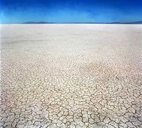 БОЛЬШОЕ СОЛЕНОЕ ОЗЕРО (США) по степени минерализации воды занимает следующее место после Мертвого моря.