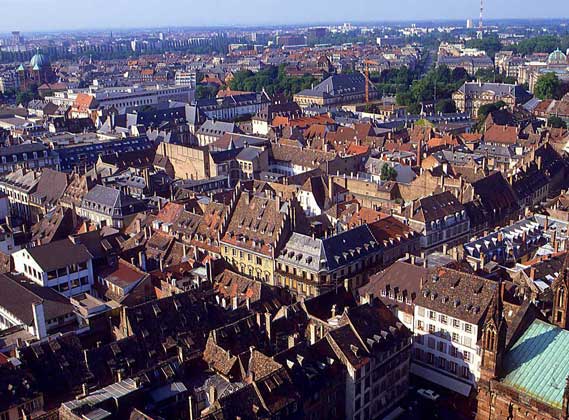 СТРАСБУРГ, административный центр департамента Нижний Рейн на востоке Франции, главный город исторической области Эльзас.
