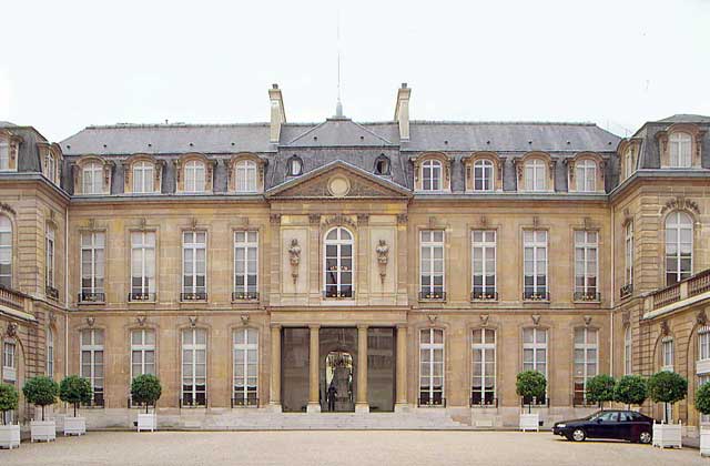 ЕЛИСЕЙСКИЙ ДВОРЕЦ (Париж, 1718), резиденция президента Франции (с 1873)