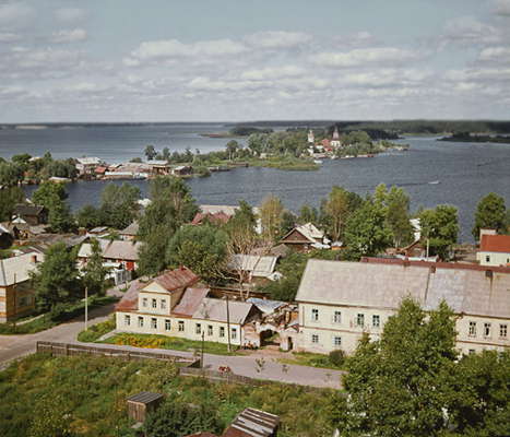 Осташков. Вид на город и озеро Селигер.