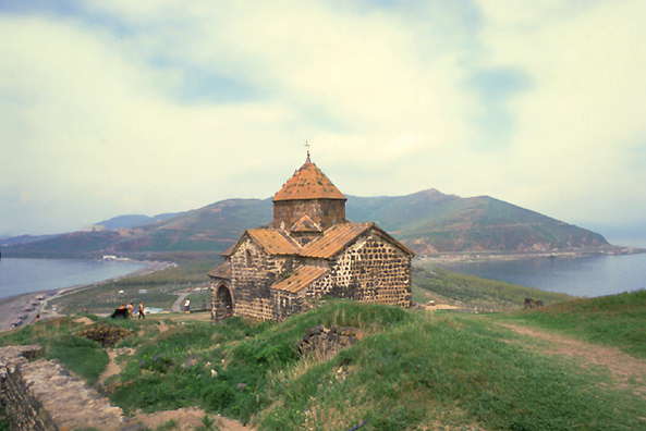 Армения. У озера Севан.