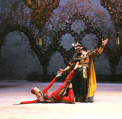 Сцена из балета Корсар, возобновление Дмитрия Брянцева.