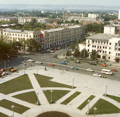 Грозный. Вид центральной части города (начало 1990-х гг.).