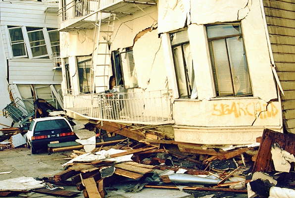 Район, пострадавший во время землетрясения в Сан-Франциско, 1989.