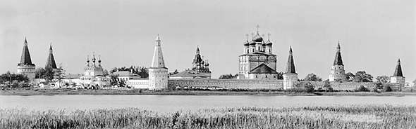 Иосифо-Волоколамский монастырь.