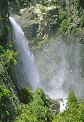 Йосемитский водопад на реке Йосемити-Крик.