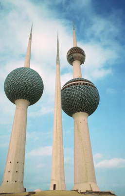 Кувейт. Водонапорные башни в столице.