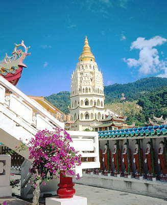 Малайзия. Храм Кек-Лок-Си в Пенанге.