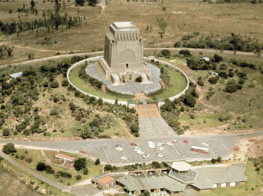 Южно-Африканская Республика. Монумент Великий трек в г. Претория.