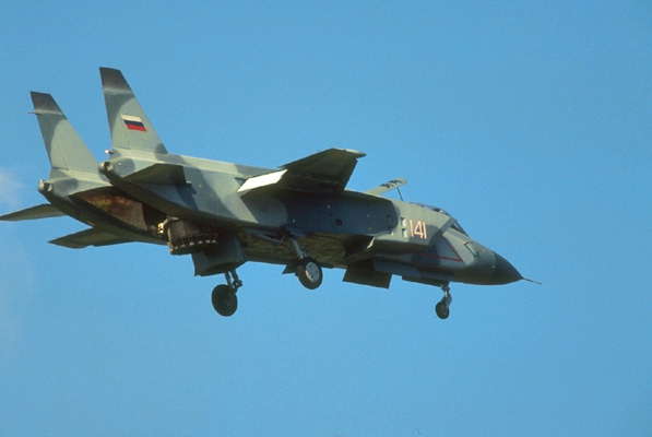 Самолёт Як-41. ВВС России.