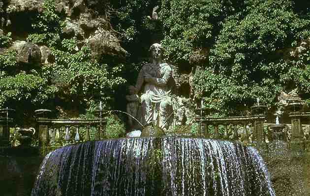 Садово-парковое искусство. Вилла Адриана, Тиволи, Италия.
