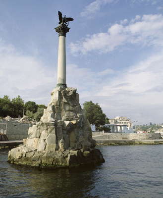 Севастополь. Памятник Затопленным кораблям.
