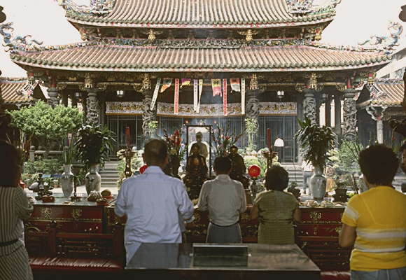 Буддистский храм Лу-Шань.Тайбей. Тайвань.