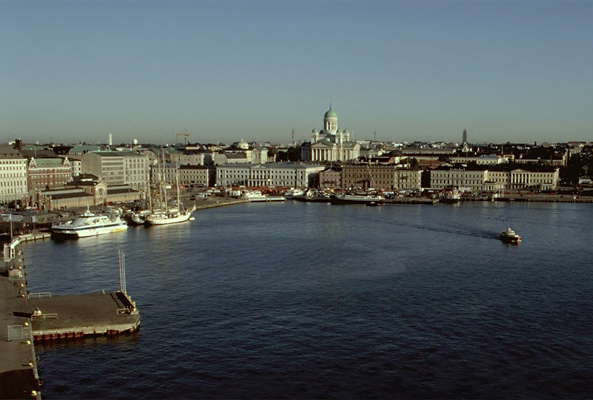 Хельсинки. Вид на город с залива.