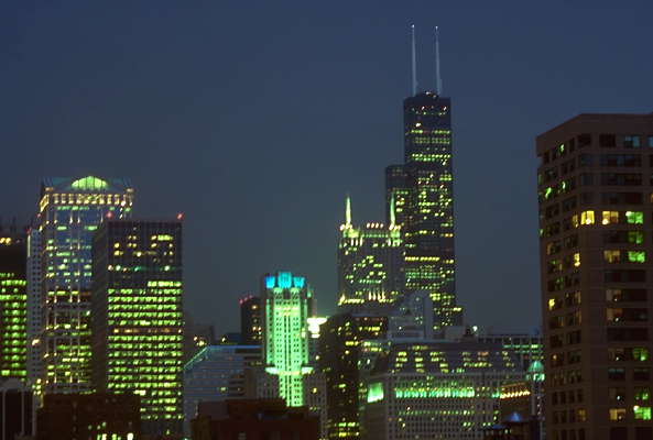 Чикаго ночью.