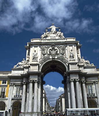 Лиссабон. Триумфальная арка.