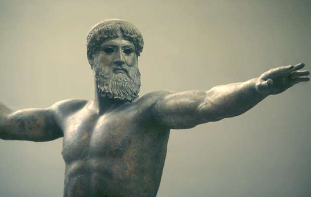 Посейдон. Бронзовая греческая статуя.