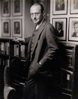 СТИВЕН ВИНСЕНТ БЕНЕ