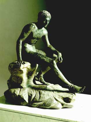 ЛИСИПП. Отдыхающий Гермес (Неаполь, Национальный археологический музей).