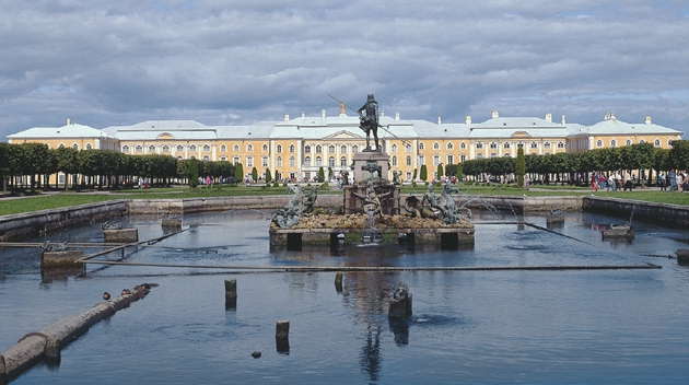 Петродворец. Большой дворец.