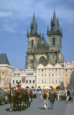 Площадь Старого города в Праге.