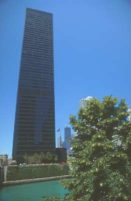 Здание IBM в Чикаго.