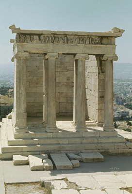 Храм Ники. Акрополь. Афины.