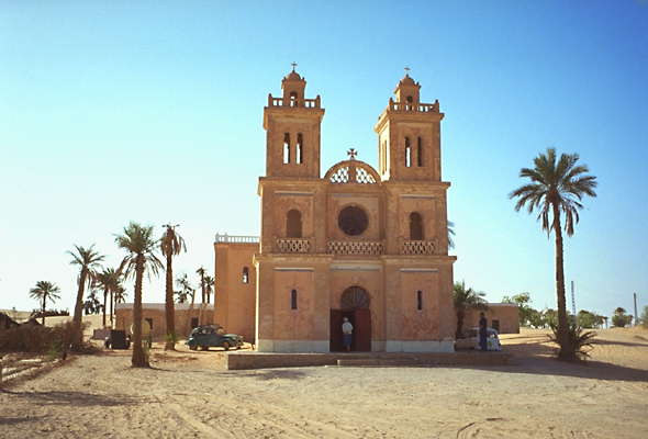 Церковь св. Иосифа, оазис Эль-Голеа. Алжир.