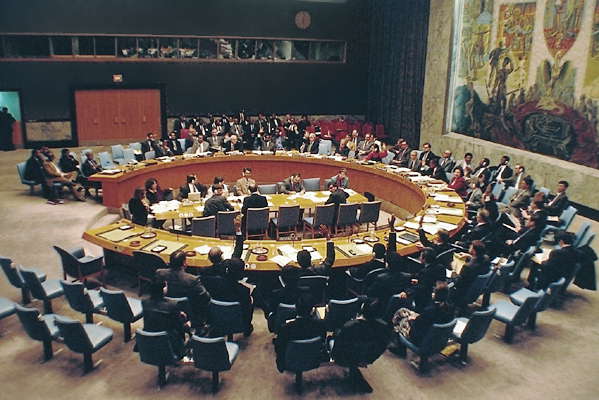 Заседание Совета Безопасности ООН. Голосование по вопросу Анголы, 1995.