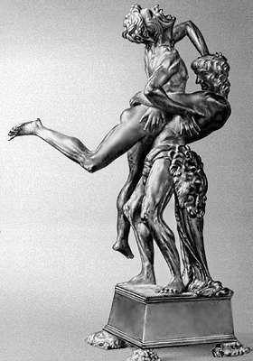 Скульптурная группа А. Поллайоло Геракл и Антей. Бронза. Ок. 1475. Национальный музей. Флоренция.