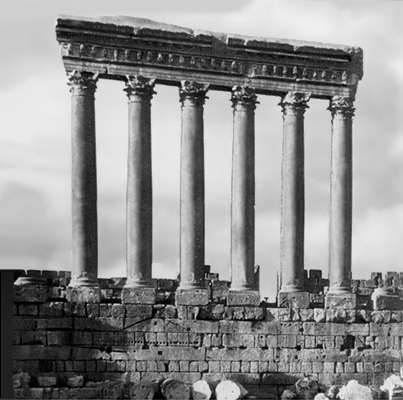 Баальбек. Коринфская колоннада храма Юпитера. Нач. 3 в.
