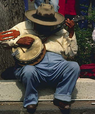 Музыкант с банджо.
