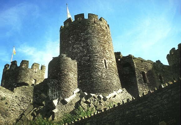 Башня замка Конви. Уэльс.