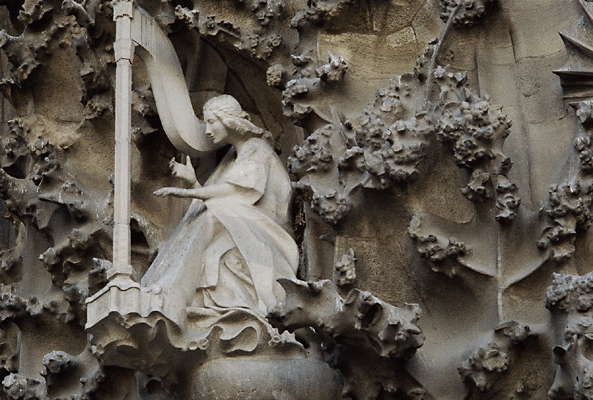 Деталь оформления собора Ла Саграда Фамилия.