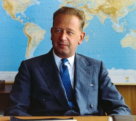 Даг Хаммаршельд (Швеция), второй Генеральный секретарь ООН.