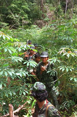 Патруль камбоджийской армии.