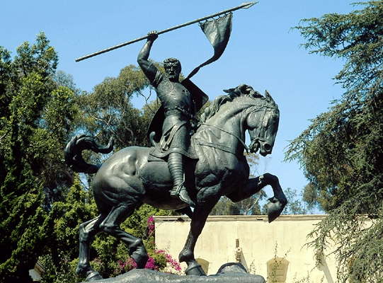 Статуя испанского конкистадора. Парк Бальбоа, Сан-Диего, США.