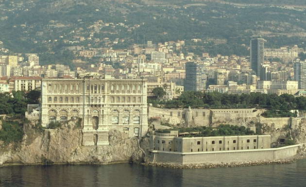 Океанографический музей - самое большое здание Монако.