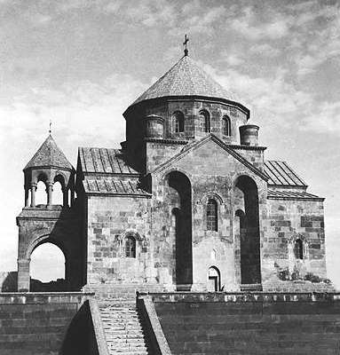 Церковь Рипсимэ в Эчмиадзине.