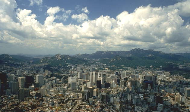 Сеул. Вид на город с горы Намсан.