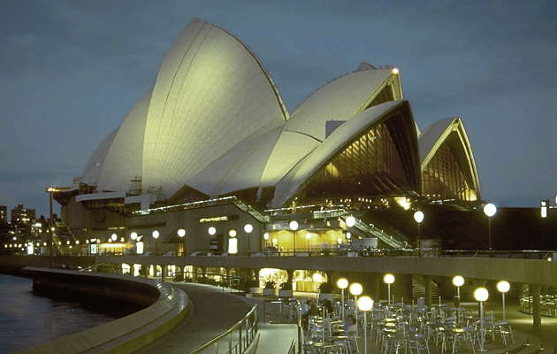 Сиднейский оперный театр.