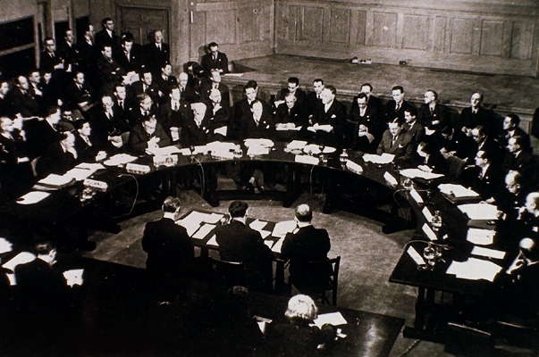 Первое заседание Совета Безопасности ООН.
