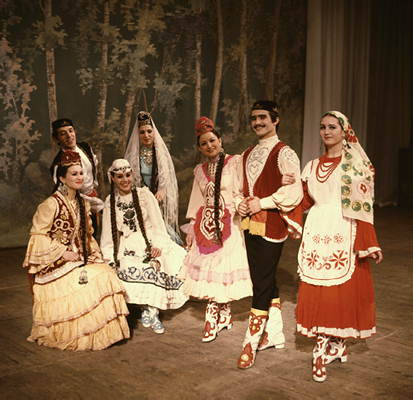 Татария. Танцевальная группа.
