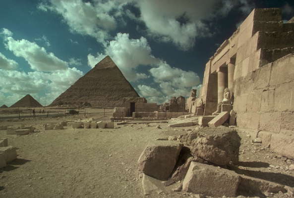 Гиза. Пирамида Хефрена. Погребальный храм.