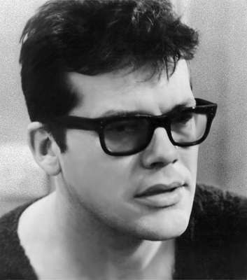 Збигнев Цибульский в фильме Девушка из банка.