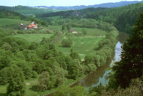 Чехия. Река Сазава.