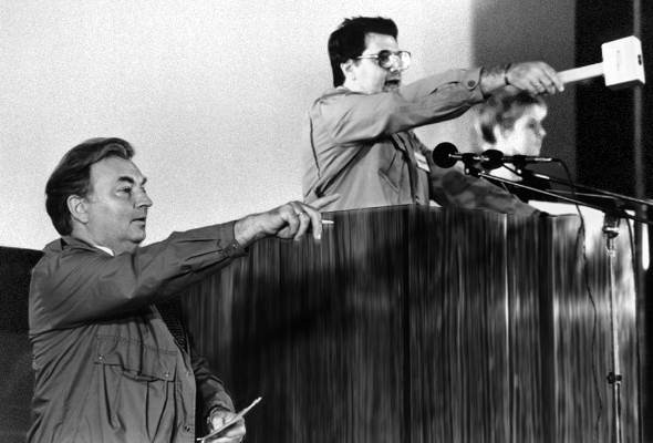 Александр Ширвиндт (справа) и Михаил Державин на фестивале Золотой Дюк. Одесса, 1988.