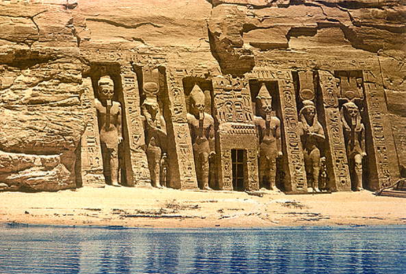 Абу-Симбел. Скальный храм фараона Рамсеса II.