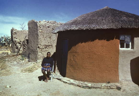 Лесото. Жилище племени суто.