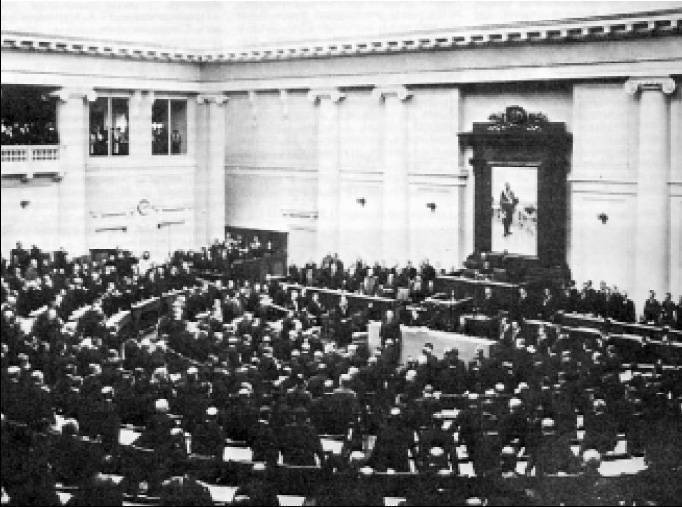 Заседание 4-й Государственной думы в Таврическом дворце